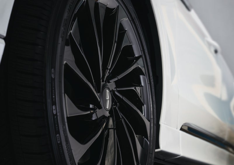 The wheel of the available Jet Appearance package is shown | West Point Lincoln in Houston TX