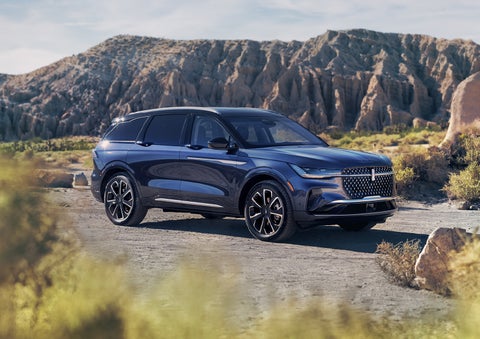 A 2024 Lincoln Nautilus® SUV is parked in a desert national park. | West Point Lincoln in Houston TX